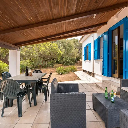 Holiday home Acquamarina